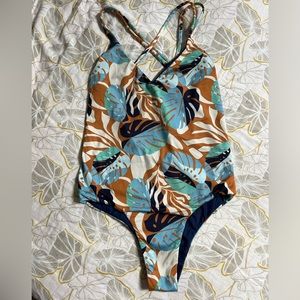 BNWT FIGHTING EEL SWIMSUIT SMALL